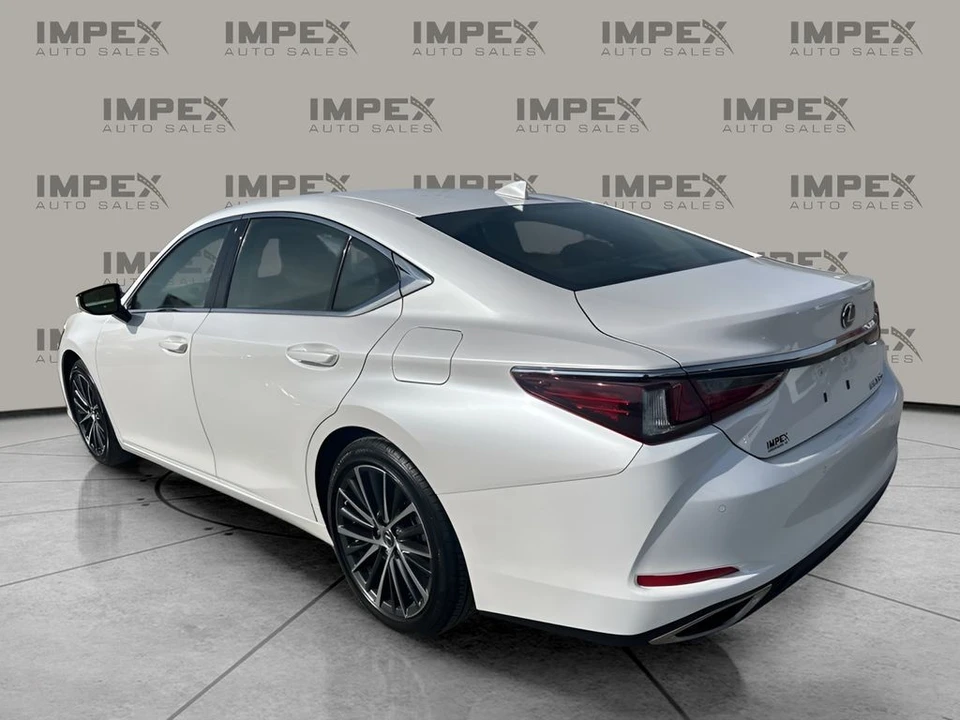 2025 Lexus ES 7th Gen - Image 3 of 21