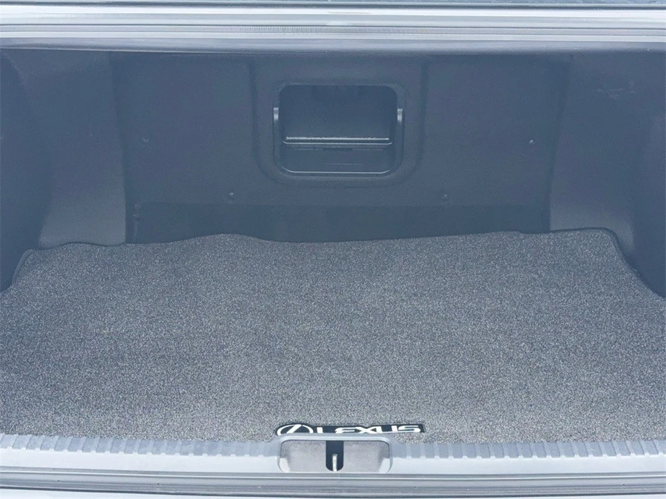 2025 Lexus ES 7th Gen - Image 12 of 12