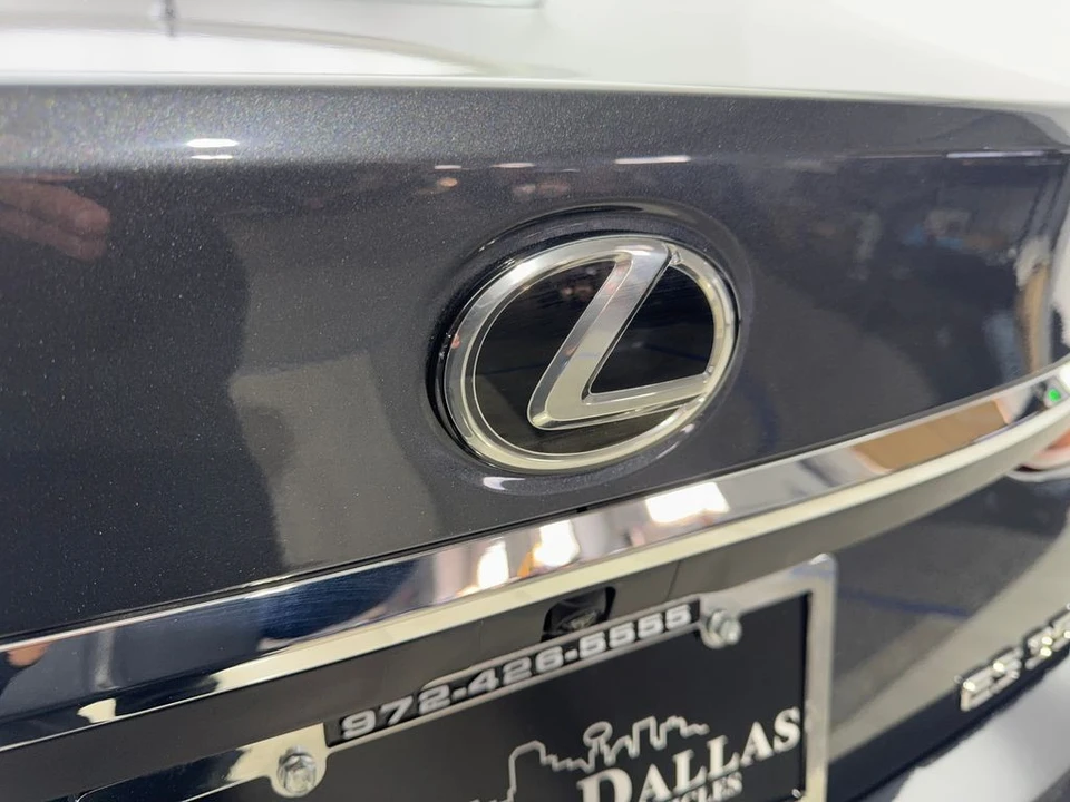 2025 Lexus ES 7th Gen - Image 21 of 21