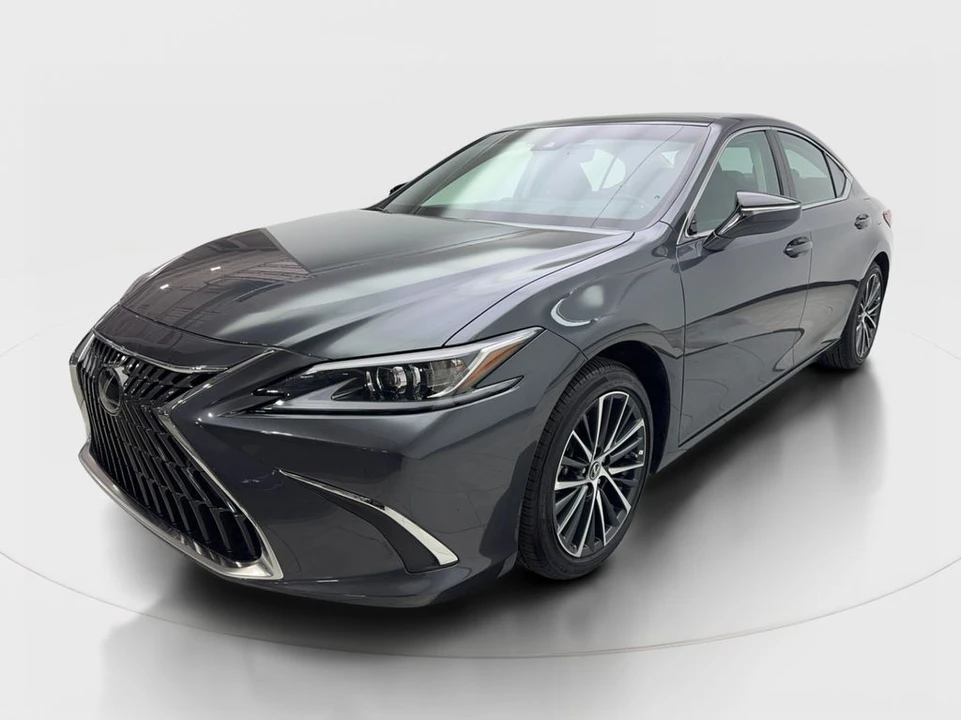 2025 Lexus ES 7th Gen - Image 2 of 21