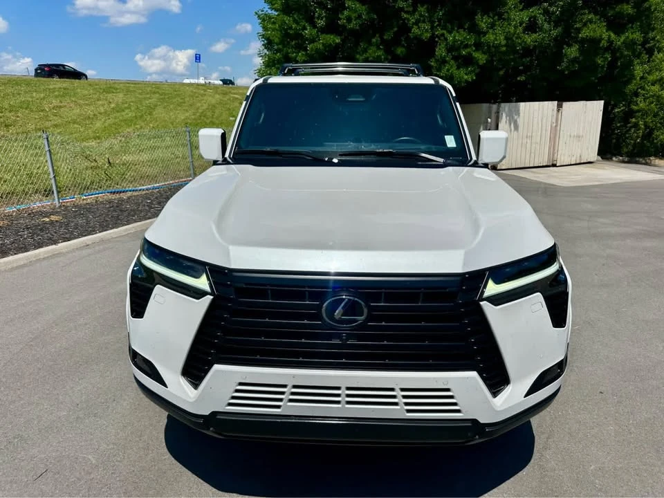 2025 Lexus GX 3rd Gen - Image 2 of 16