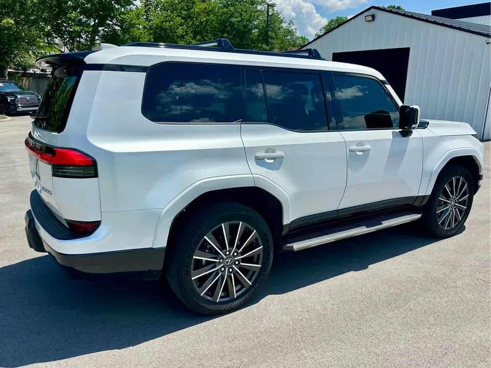 2025 Lexus GX 3rd Gen - Image 5 of 16