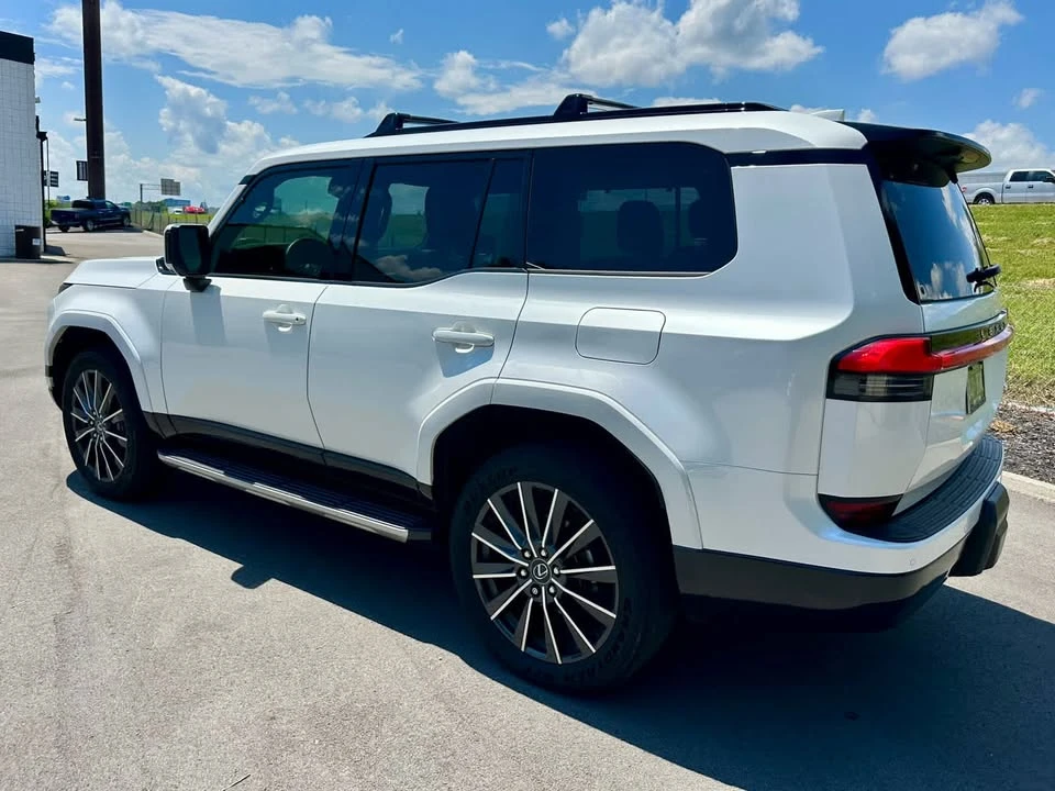 2025 Lexus GX 3rd Gen - Image 6 of 16