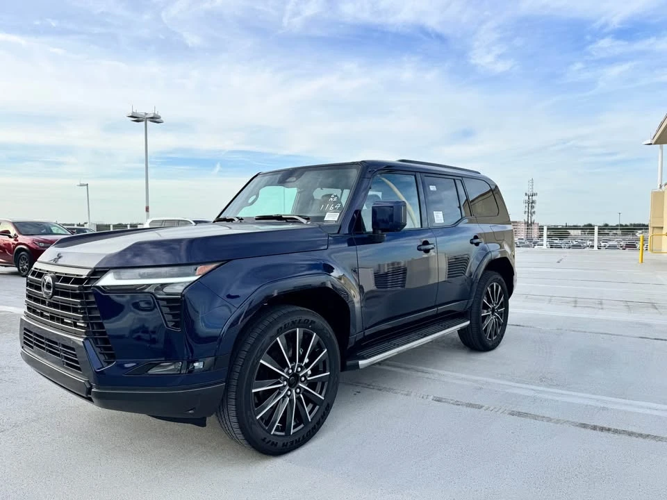 2025 Lexus GX 3rd Gen - Image 2 of 4
