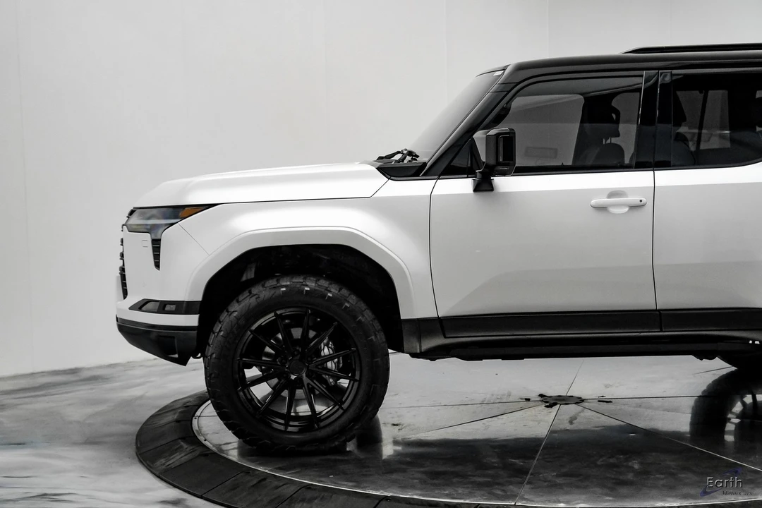 2025 Lexus GX 3rd Gen - Image 6 of 12