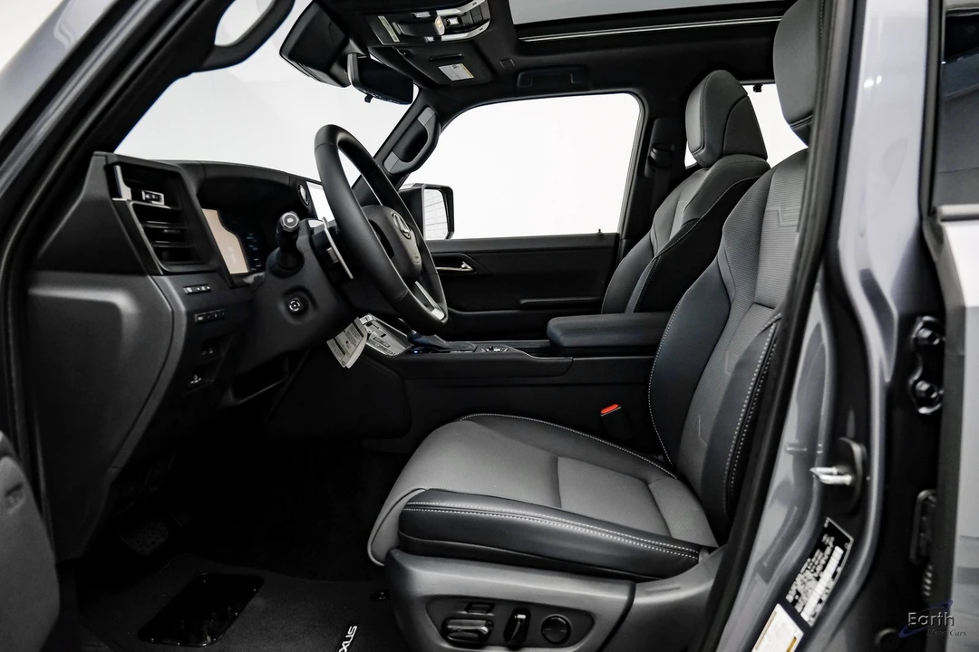 2025 Lexus GX 3rd Gen - Image 8 of 12