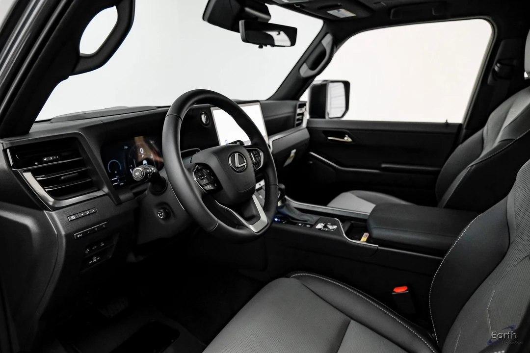 2025 Lexus GX 3rd Gen - Image 7 of 12