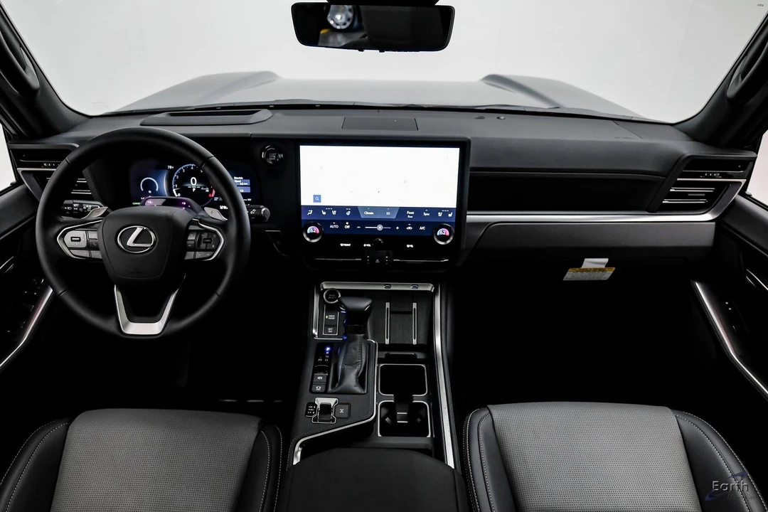2025 Lexus GX 3rd Gen - Image 5 of 12