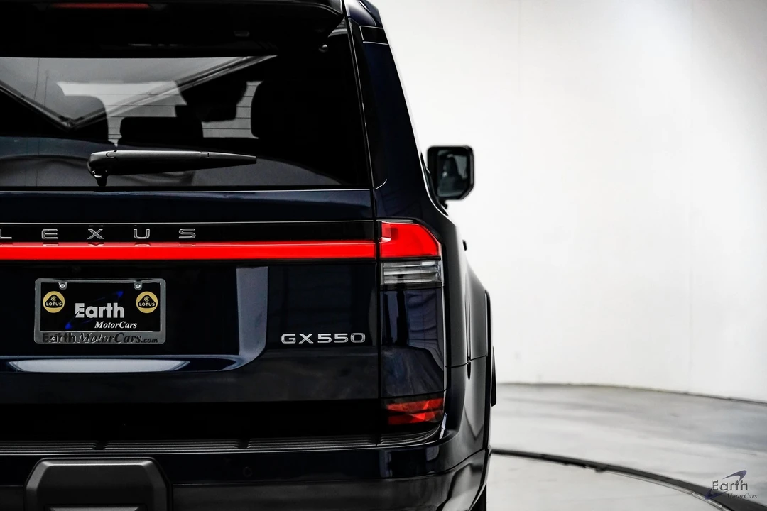 2025 Lexus GX 3rd Gen - Image 12 of 12