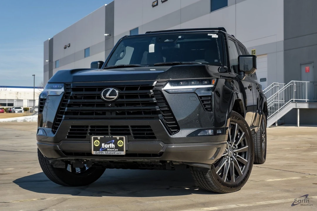 2025 Lexus GX 3rd Gen - Image 3 of 12