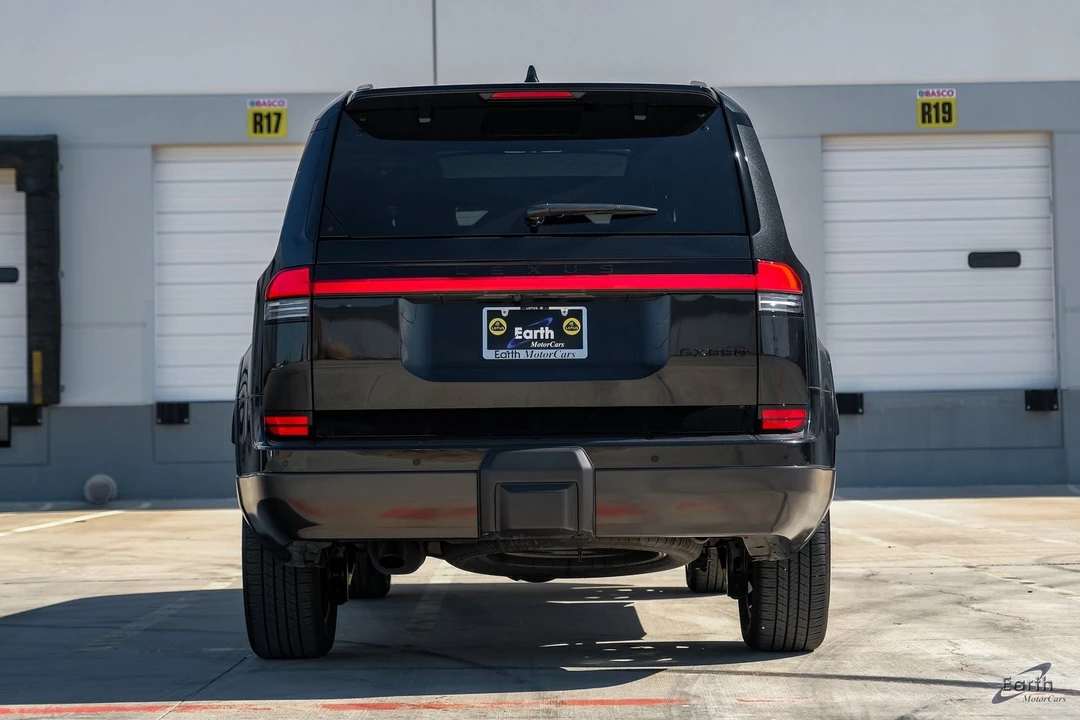 2025 Lexus GX 3rd Gen - Image 11 of 12