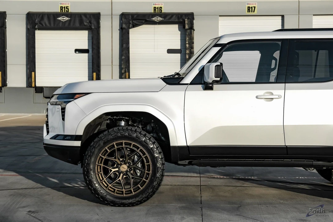 2025 Lexus GX 3rd Gen - Image 6 of 12