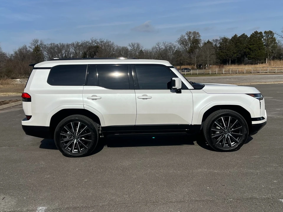 2025 Lexus GX 3rd Gen - Image 7 of 12