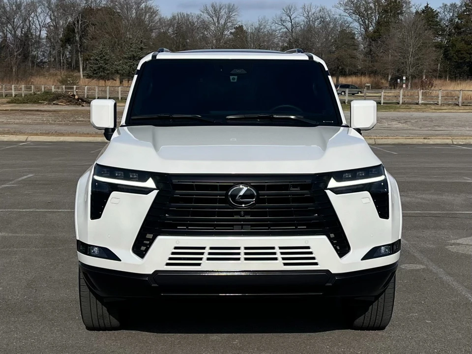 2025 Lexus GX 3rd Gen - Image 5 of 12