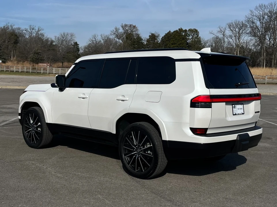 2025 Lexus GX 3rd Gen - Image 4 of 12