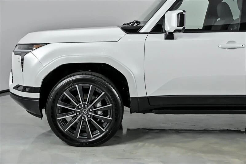 2025 Lexus GX 3rd Gen - Image 7 of 21