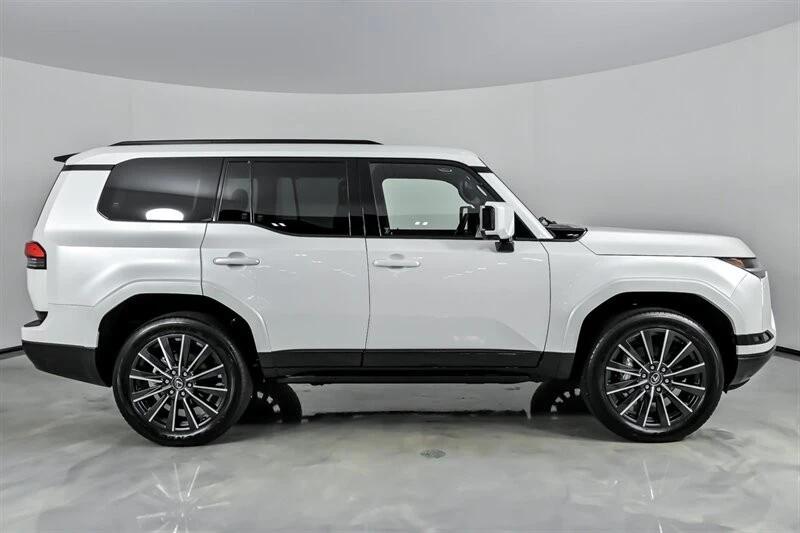 2025 Lexus GX 3rd Gen - Image 14 of 21