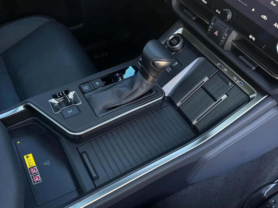 2025 Lexus GX 2nd Gen - Image 19 of 21