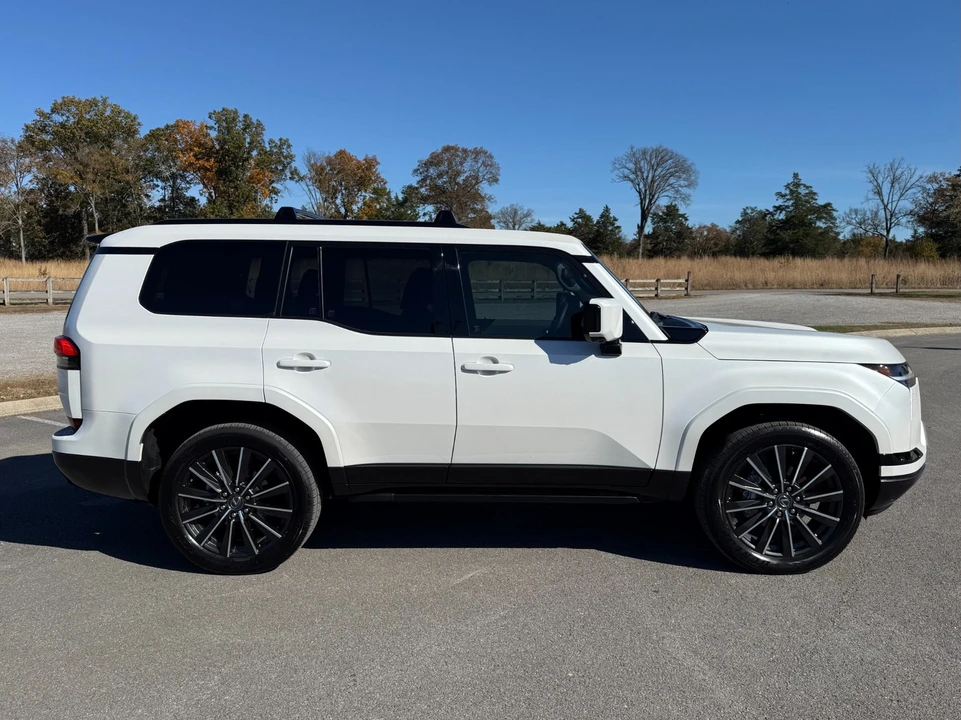 2025 Lexus GX 3rd Gen - Image 7 of 12