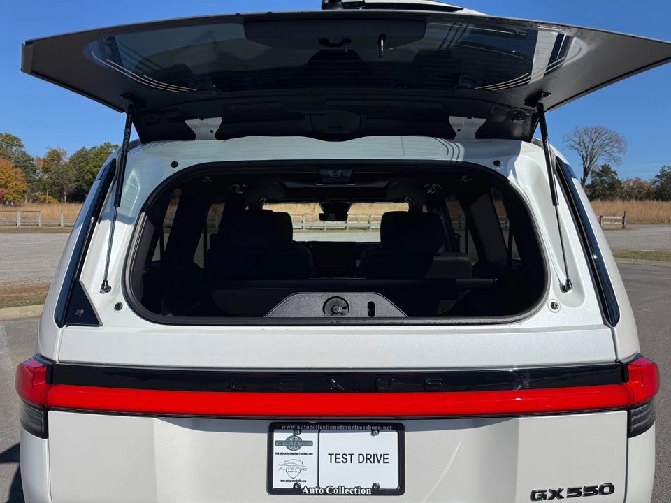 2025 Lexus GX 3rd Gen - Image 11 of 12