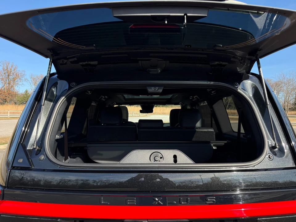 2025 Lexus GX 3rd Gen - Image 11 of 12
