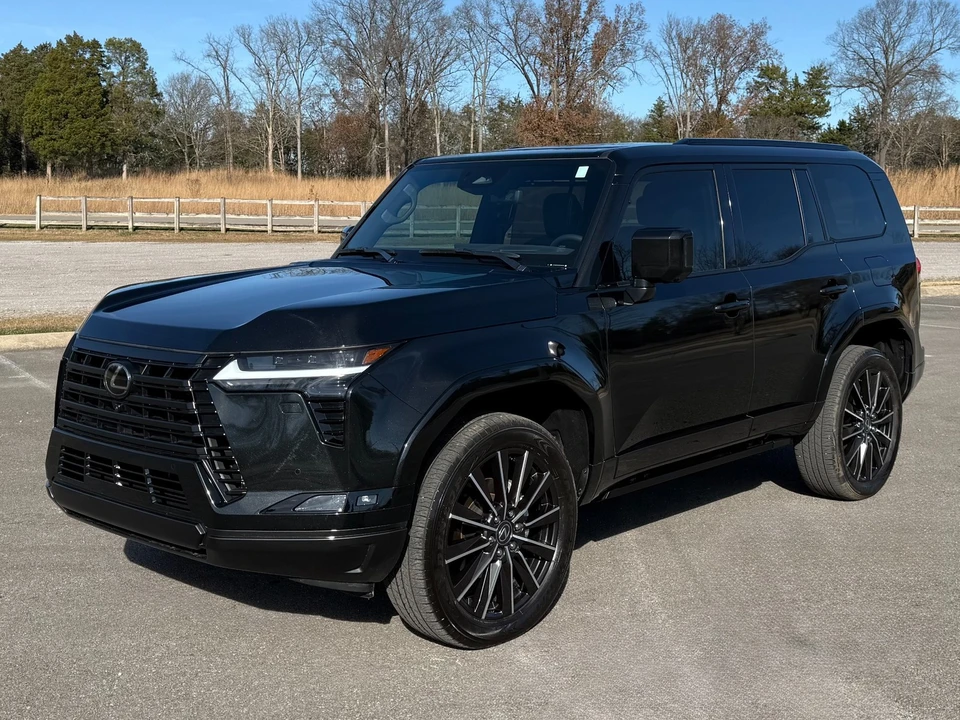 2025 Lexus GX 3rd Gen - Image 2 of 12