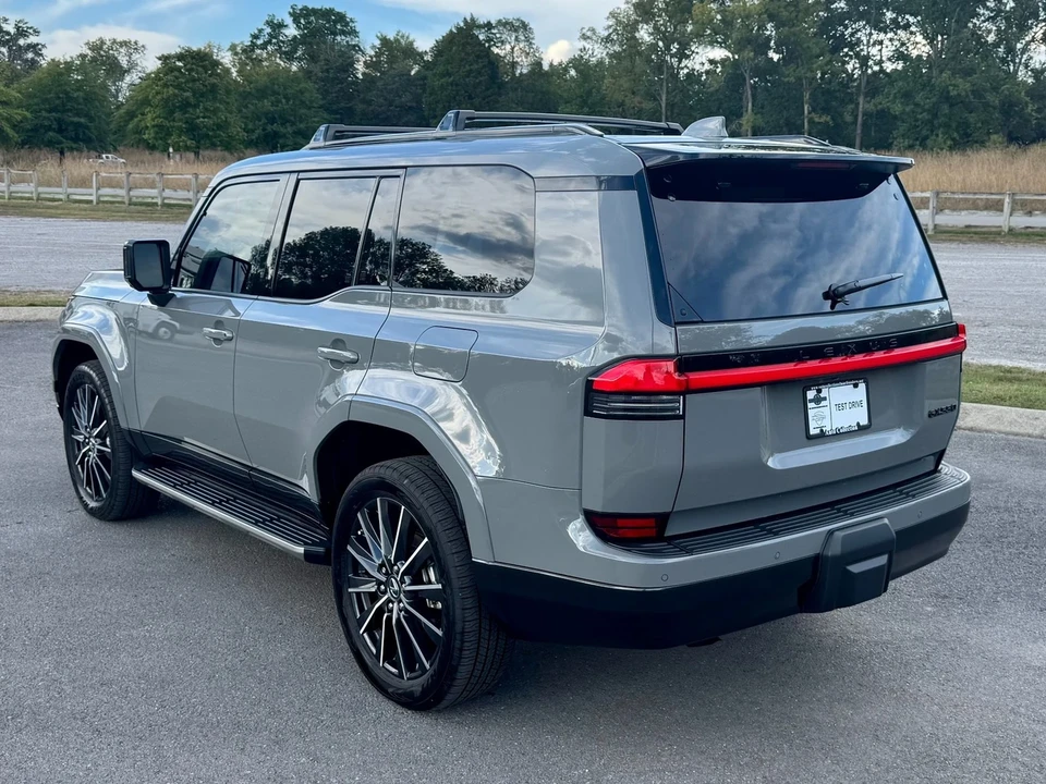 2025 Lexus GX 3rd Gen - Image 4 of 12