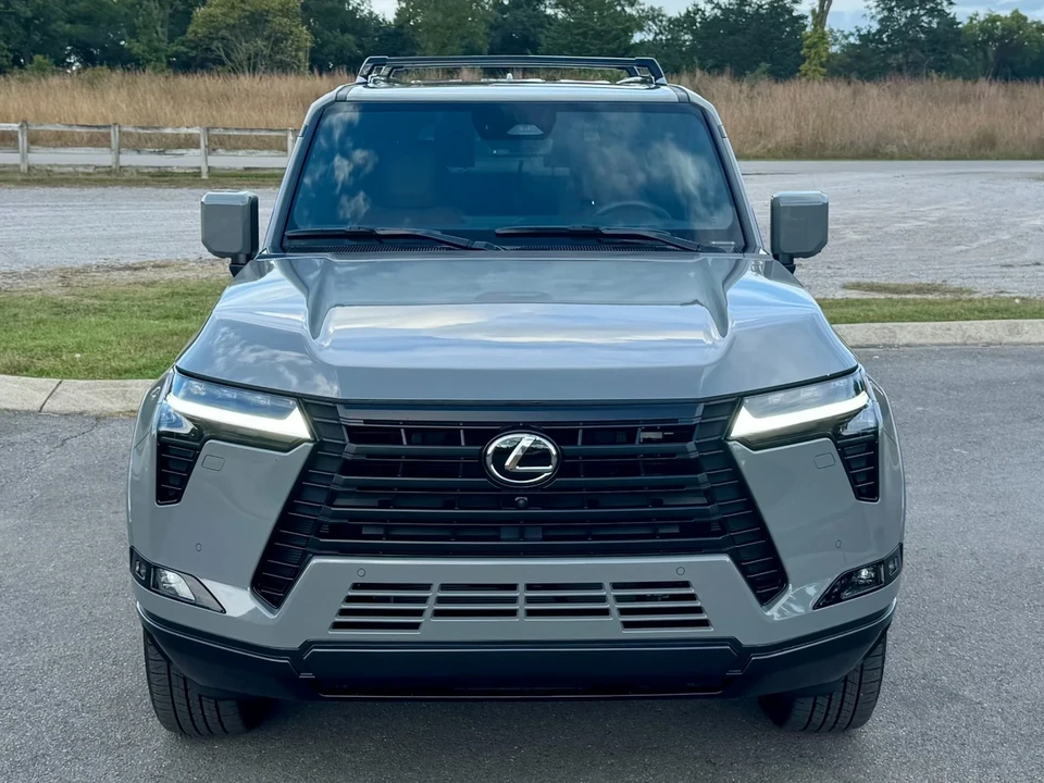 2025 Lexus GX 3rd Gen - Image 5 of 12