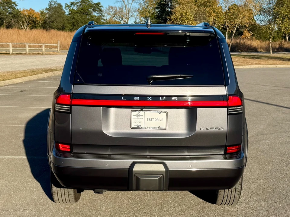 2025 Lexus GX 3rd Gen - Image 5 of 12