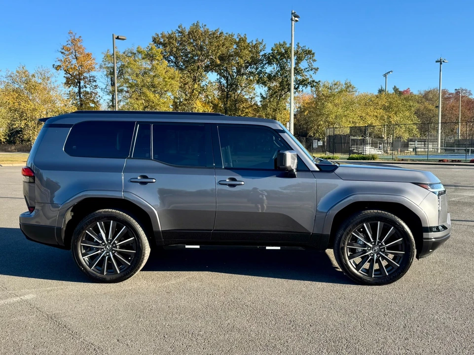 2025 Lexus GX 3rd Gen - Image 3 of 12