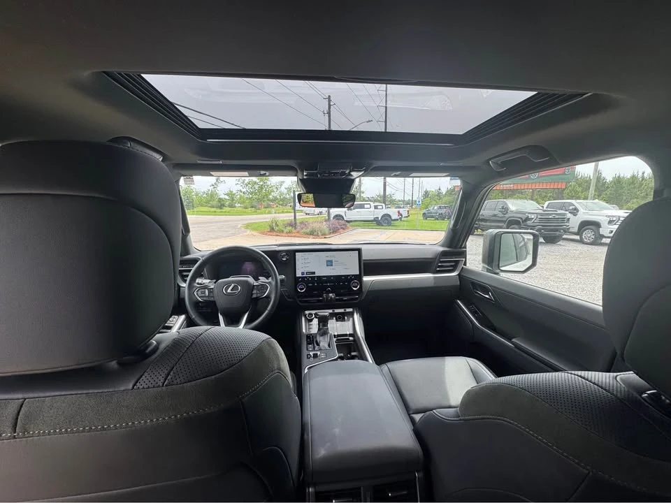2025 Lexus GX 3rd Gen - Image 11 of 20