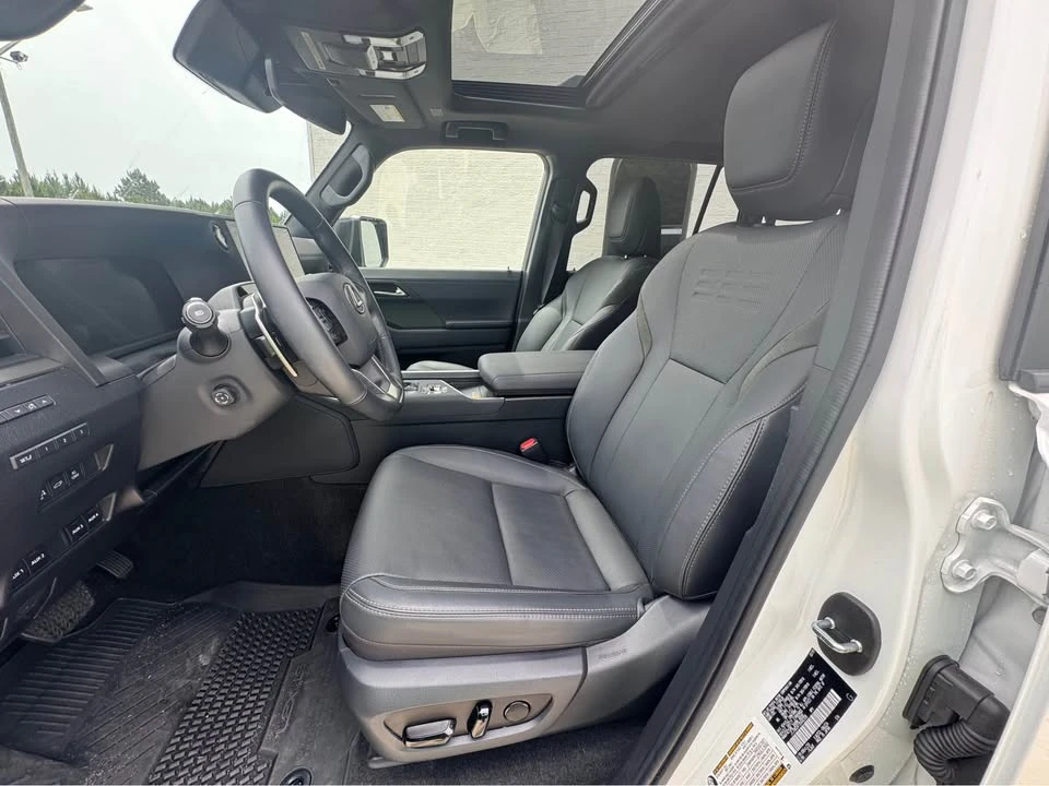 2025 Lexus GX 3rd Gen - Image 7 of 20