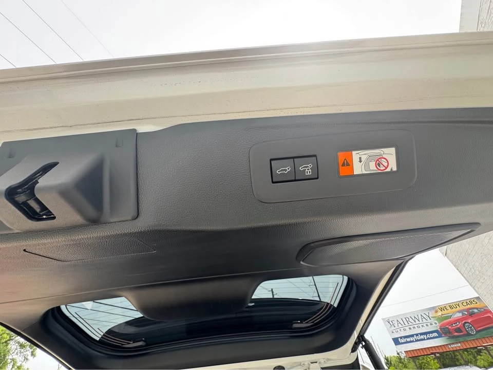 2025 Lexus GX 3rd Gen - Image 18 of 20