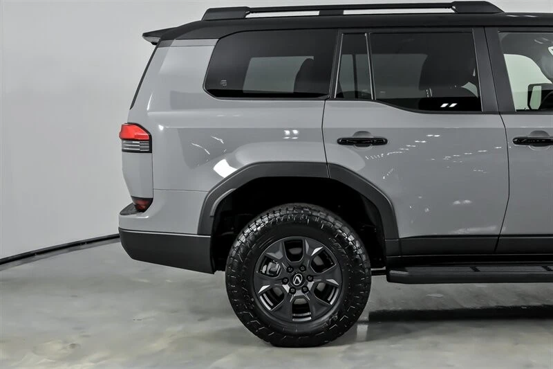 2025 Lexus GX 3rd Gen - Image 13 of 21