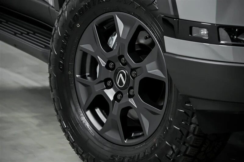 2025 Lexus GX 3rd Gen - Image 4 of 12