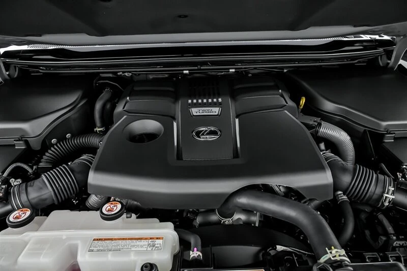 2025 Lexus GX 3rd Gen - Image 17 of 21