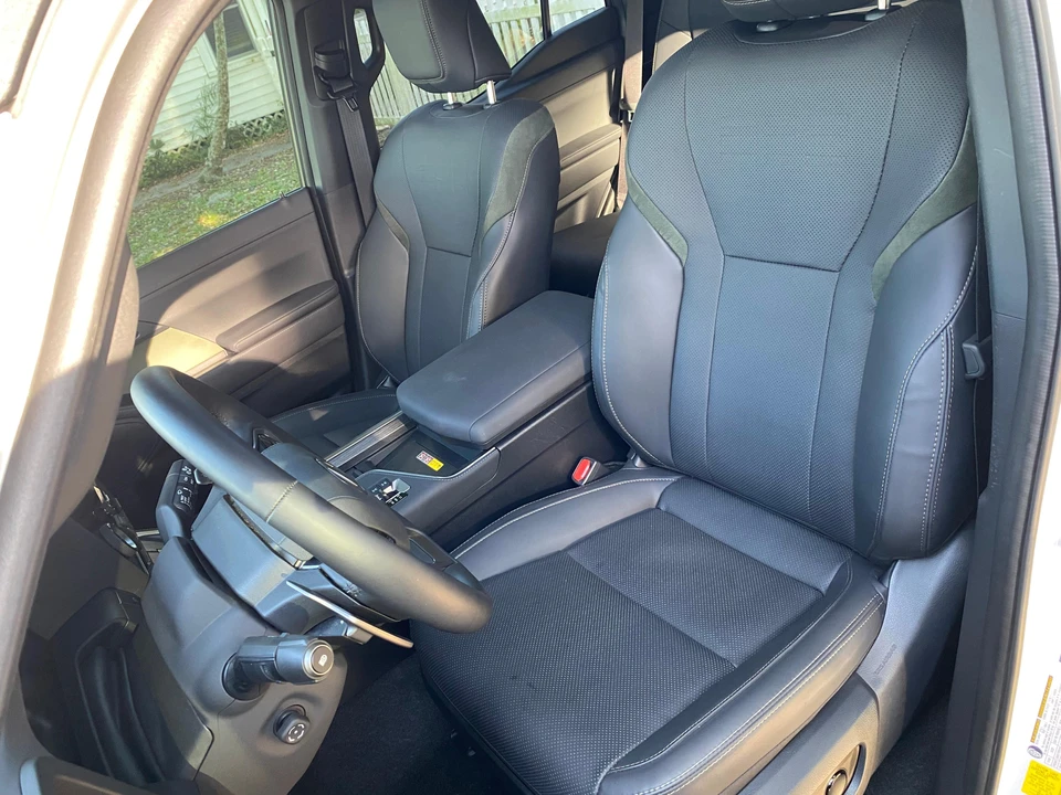 2025 Lexus GX 3rd Gen - Image 26 of 31