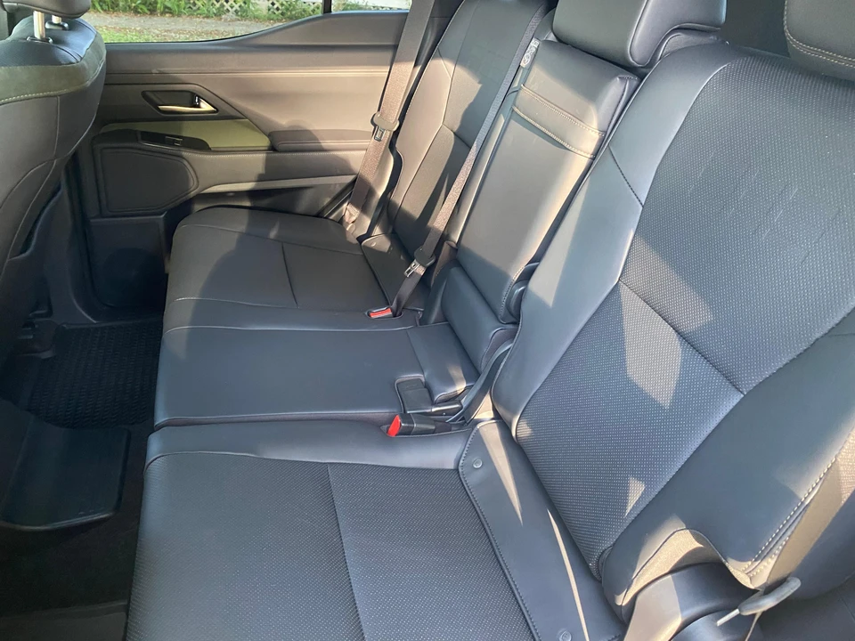 2025 Lexus GX 3rd Gen - Image 30 of 31