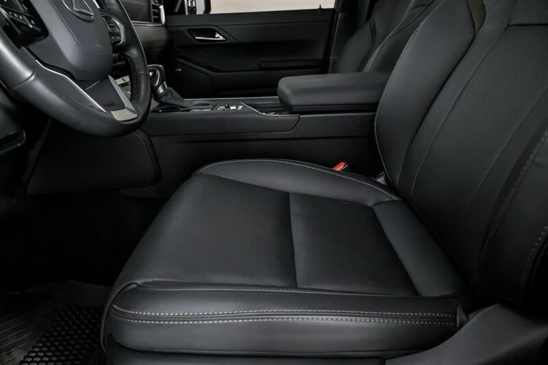 2025 Lexus GX 3rd Gen - Image 20 of 21