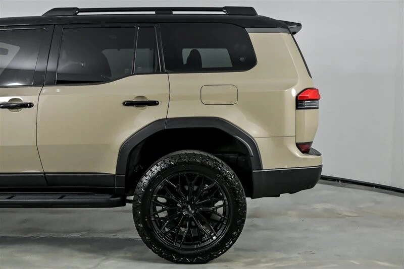 2025 Lexus GX 3rd Gen - Image 9 of 21
