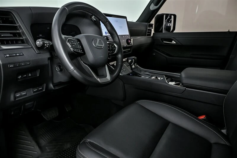 2025 Lexus GX 3rd Gen - Image 19 of 21