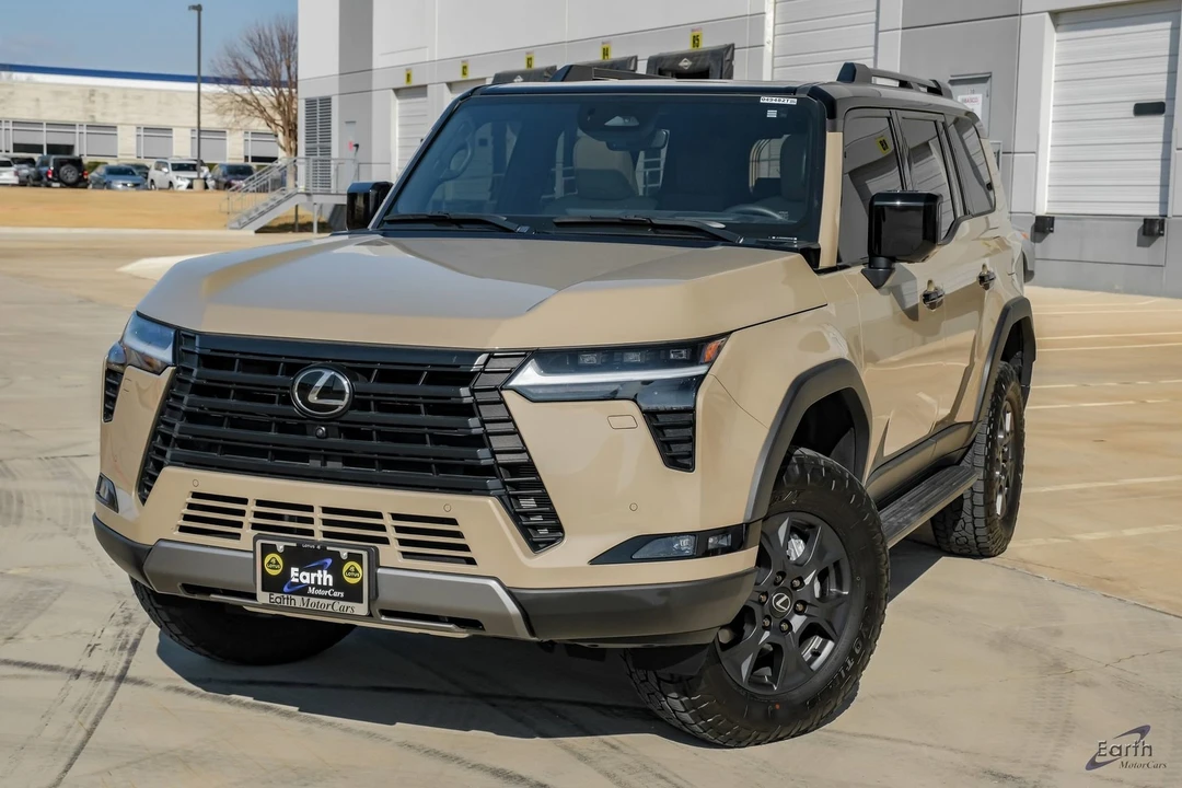 2025 Lexus GX 3rd Gen - Image 3 of 12