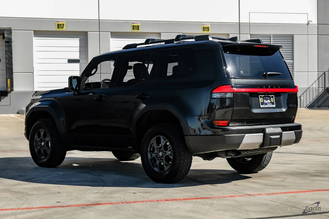 2025 Lexus GX 3rd Gen - Image 8 of 12