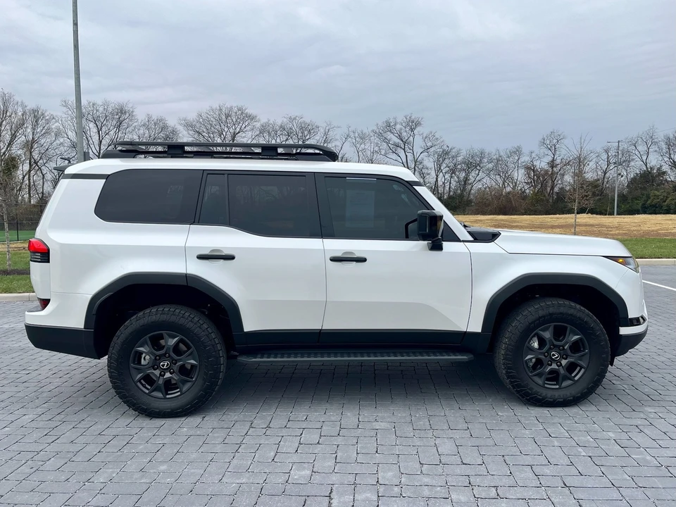2025 Lexus GX 3rd Gen - Image 7 of 21