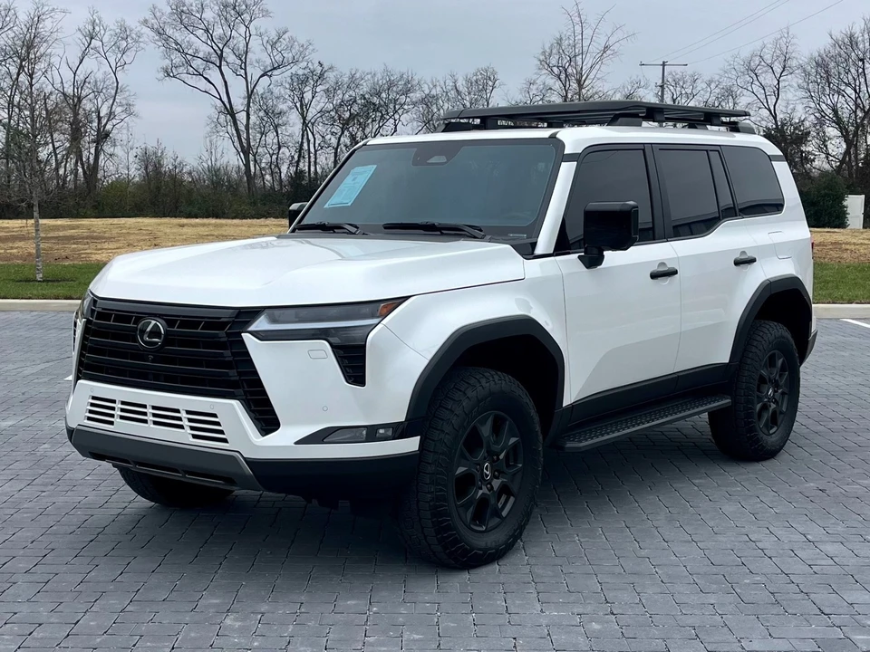 2025 Lexus GX 3rd Gen - Image 2 of 21