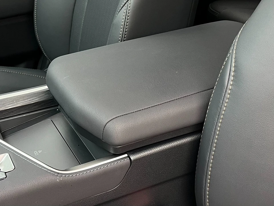 2025 Lexus GX 3rd Gen - Image 14 of 21