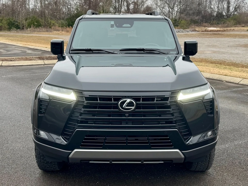 2025 Lexus GX 3rd Gen - Image 5 of 12