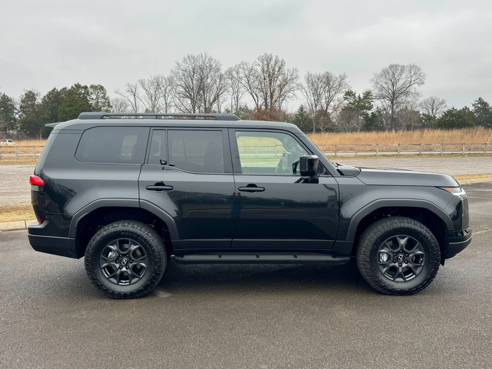 2025 Lexus GX 3rd Gen - Image 8 of 12