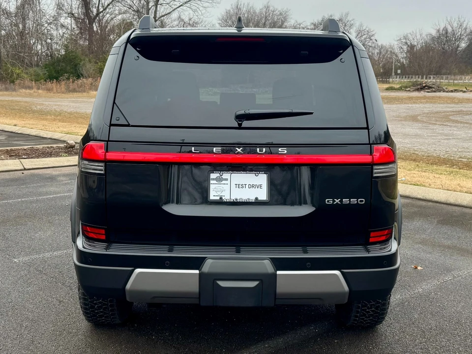 2025 Lexus GX 3rd Gen - Image 6 of 12