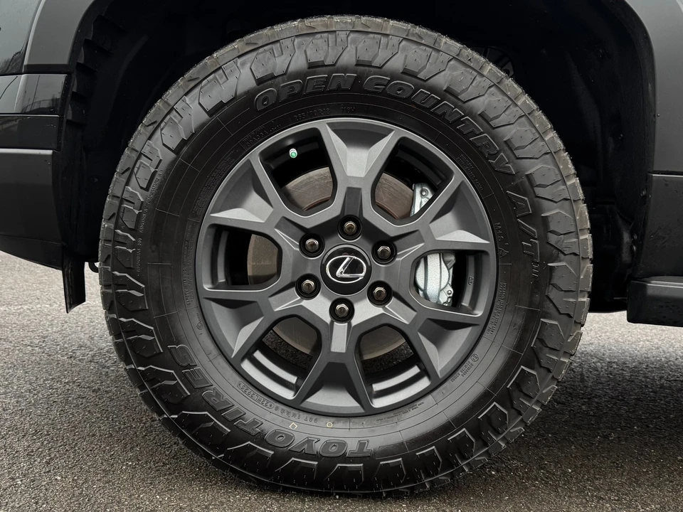2025 Lexus GX 3rd Gen - Image 11 of 12